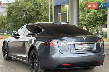 Ліфтбек Tesla Model S 2018 в 