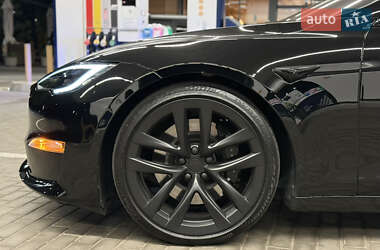 Ліфтбек Tesla Model S 2022 в 