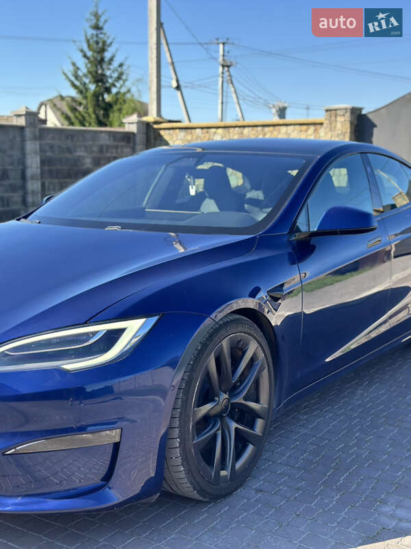 Лифтбек Tesla Model S 2021 в Хоросткове