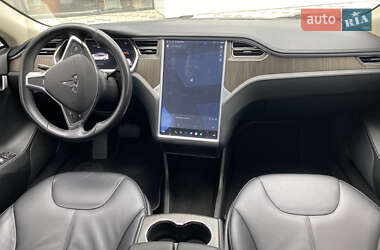 Лифтбек Tesla Model S 2014 в 