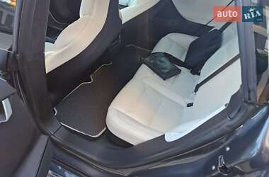 Лифтбек Tesla Model S 2018 в Львове
