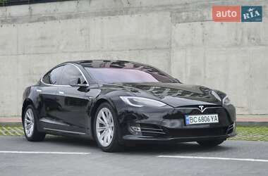 Лифтбек Tesla Model S 2017 в 