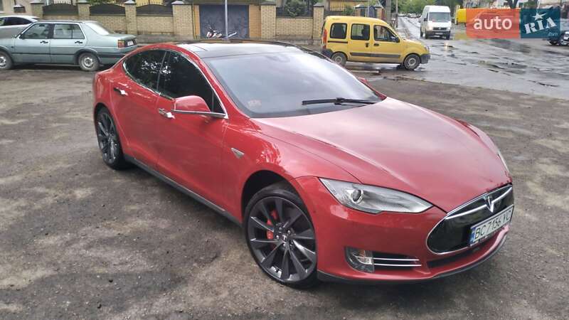 Лифтбек Tesla Model S 2015 в Львове фото 9 Лифтбек Tesla Model S 2015 в Львове