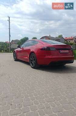Лифтбек Tesla Model S 2022 в 