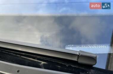 Ліфтбек Tesla Model S 2013 в 