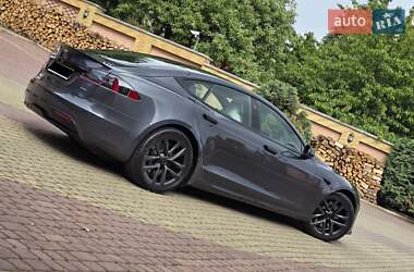 Ліфтбек Tesla Model S 2021 в 