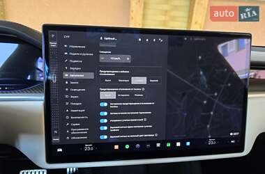Ліфтбек Tesla Model S 2021 в 