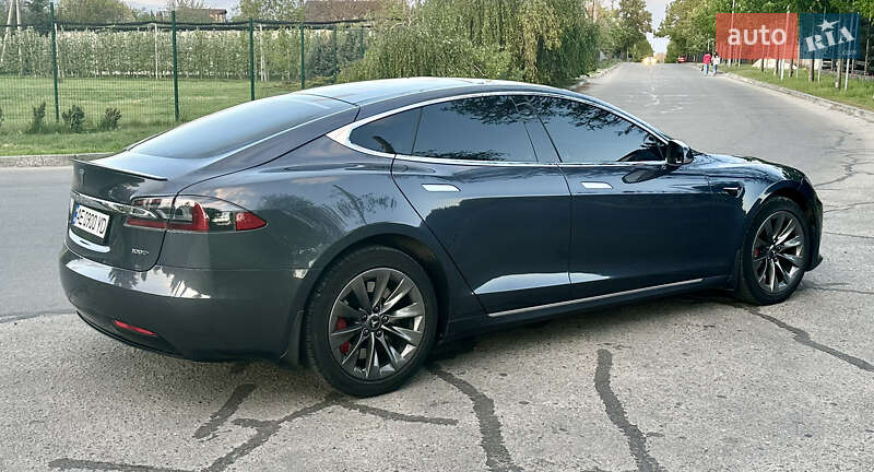 Лифтбек Tesla Model S 2018 в Днепре фото 13 Лифтбек Tesla Model S 2018 в Днепре