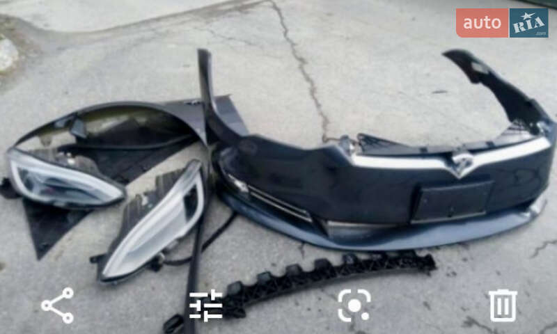 Лифтбек Tesla Model S 2018 в Днепре фото 34 Лифтбек Tesla Model S 2018 в Днепре