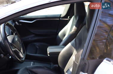Ліфтбек Tesla Model S 2016 в 