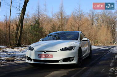 Ліфтбек Tesla Model S 2016 в 