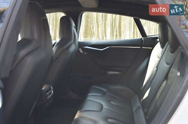 Ліфтбек Tesla Model S 2016 в 