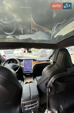 Лифтбек Tesla Model S 2019 в 