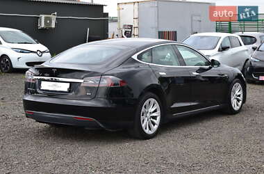 Лифтбек Tesla Model S 2014 в 