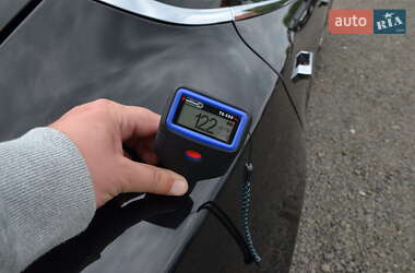 Лифтбек Tesla Model S 2014 в 
