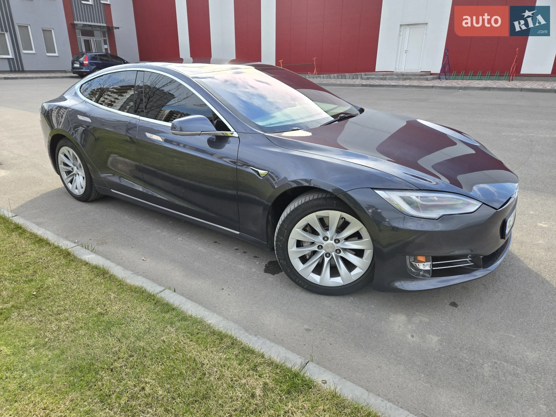 2019 Tesla Model S - мініатюра 6