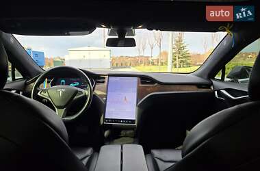 Лифтбек Tesla Model S 2019 в 