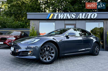 Ліфтбек Tesla Model S 2018 в 
