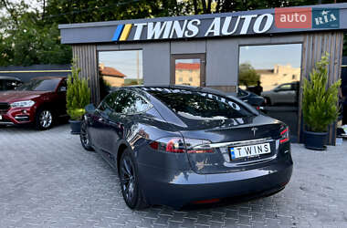 Ліфтбек Tesla Model S 2018 в 