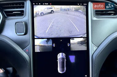Ліфтбек Tesla Model S 2018 в 