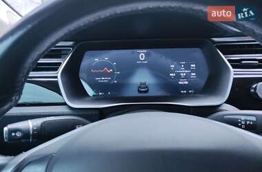 Лифтбек Tesla Model S 2014 в 