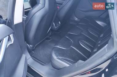 Лифтбек Tesla Model S 2014 в 