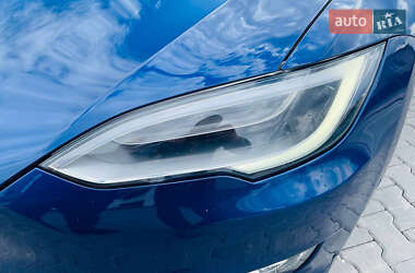 Лифтбек Tesla Model S 2016 в 
