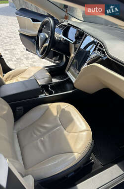 Ліфтбек Tesla Model S 2013 в 