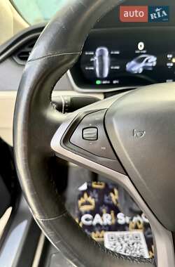 Лифтбек Tesla Model S 2019 в 