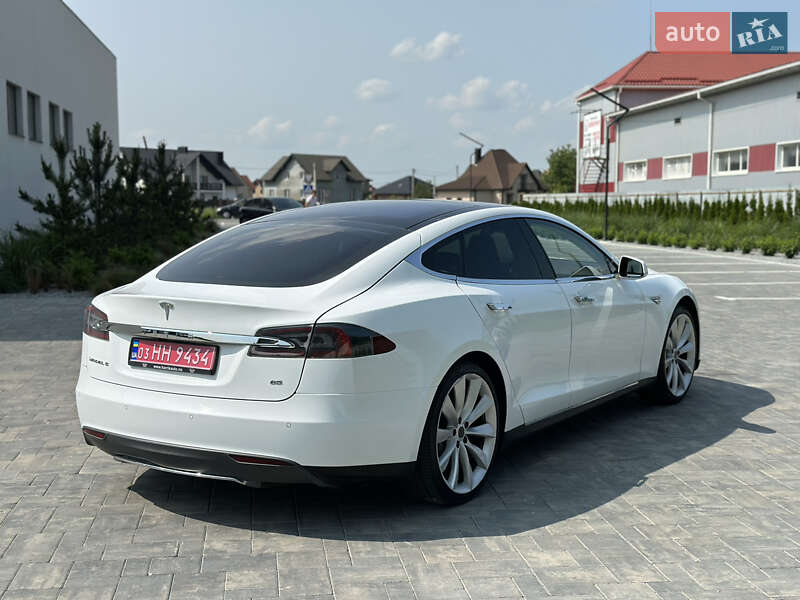 Лифтбек Tesla Model S 2015 в Луцке фото 9 Лифтбек Tesla Model S 2015 в Луцке