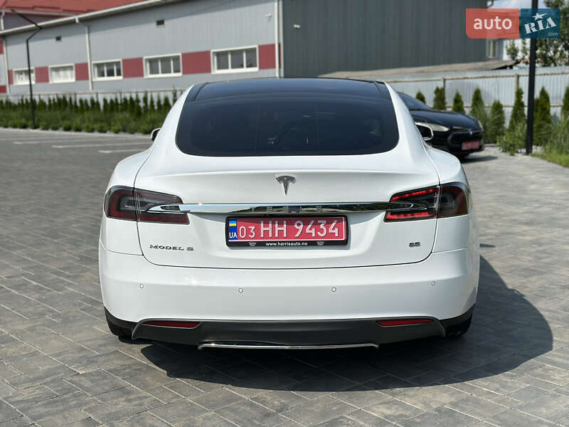 Лифтбек Tesla Model S 2015 в Луцке фото 12 Лифтбек Tesla Model S 2015 в Луцке