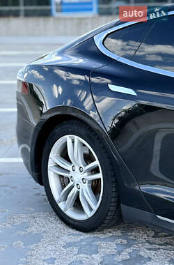 Ліфтбек Tesla Model S 2012 в 