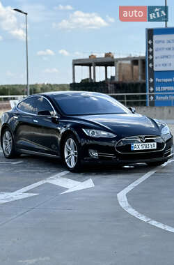Ліфтбек Tesla Model S 2012 в 