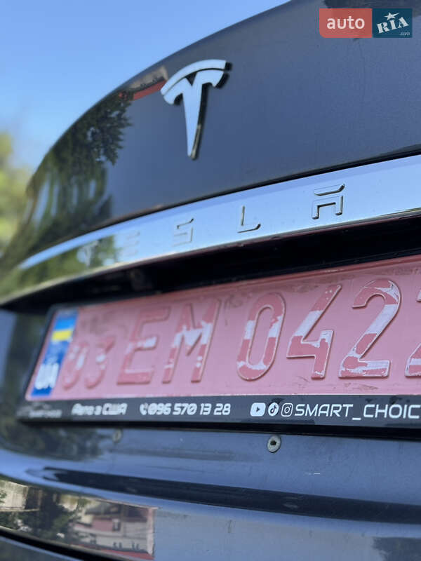 Лифтбек Tesla Model S 2015 в Львове фото 10 Лифтбек Tesla Model S 2015 в Львове