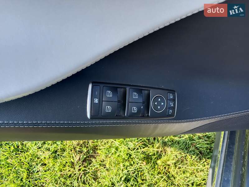 Лифтбек Tesla Model S 2015 в Ивано-Франковске