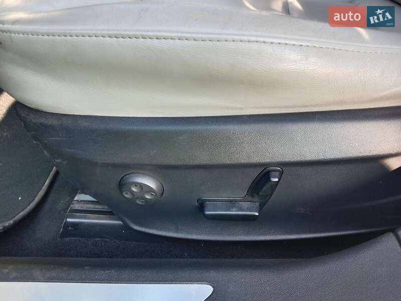 Лифтбек Tesla Model S 2015 в Ивано-Франковске