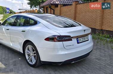 Лифтбек Tesla Model S 2014 в 