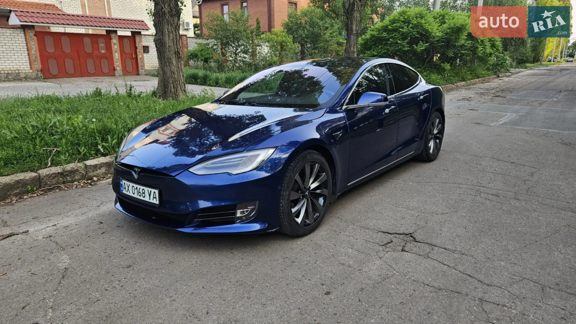 2019 Tesla Model S - фото 1