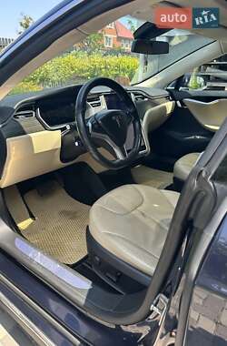Ліфтбек Tesla Model S 2015 в 