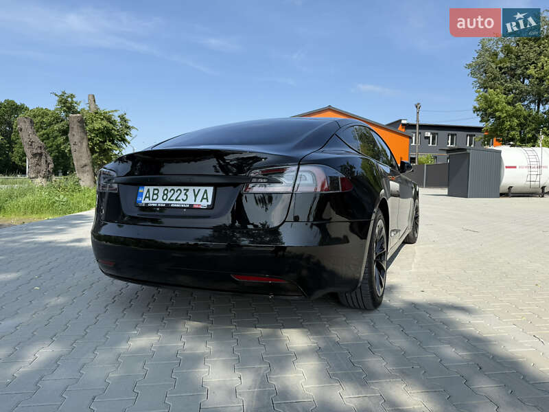 Лифтбек Tesla Model S 2019 в Виннице