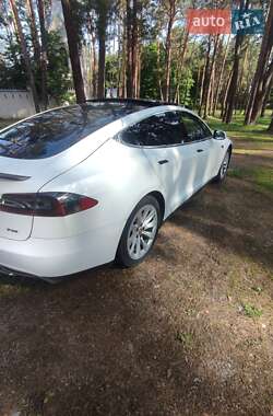 Ліфтбек Tesla Model S 2012 в 