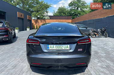 Лифтбек Tesla Model S 2024 в 