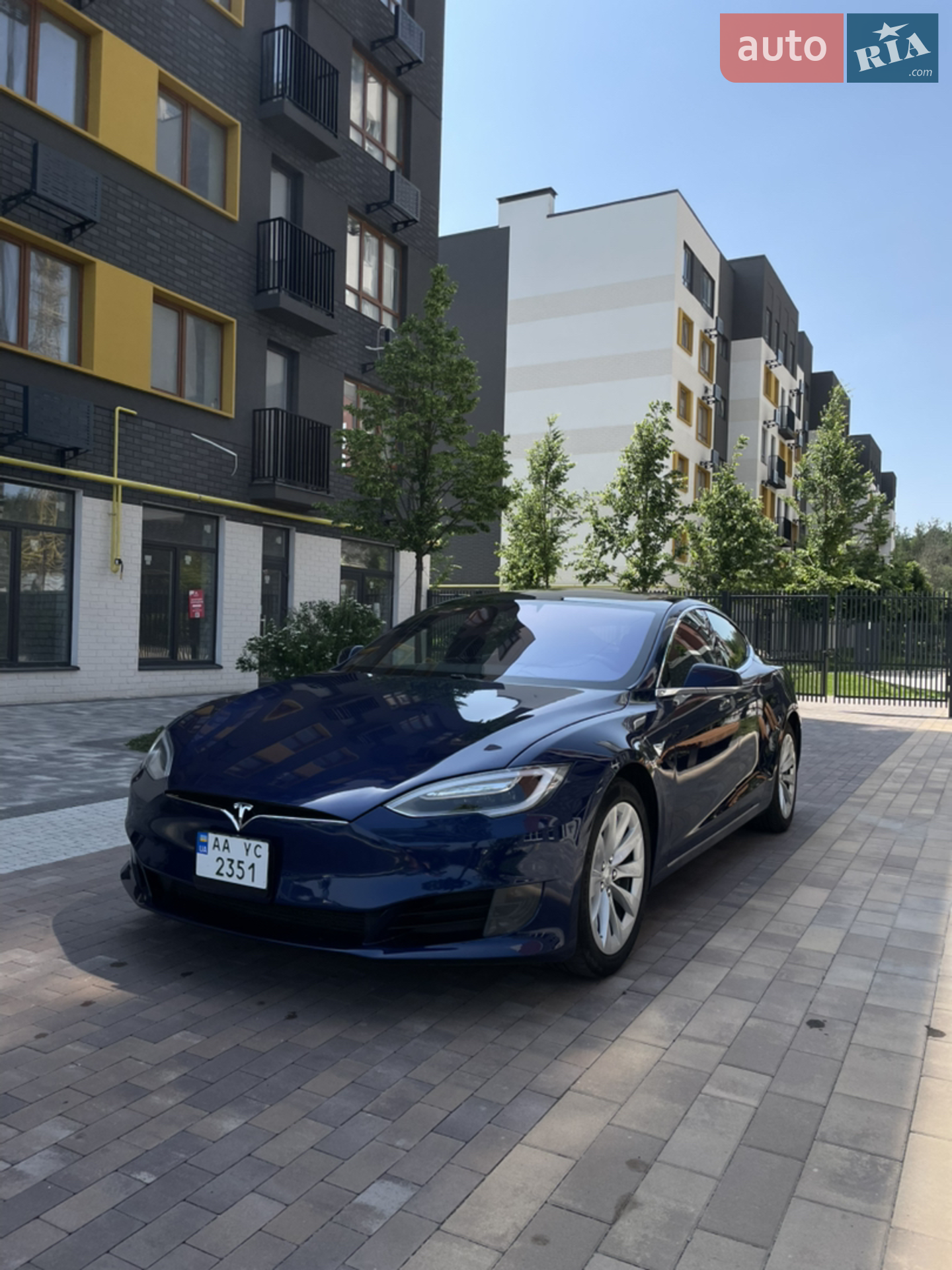 2017 Tesla Model S - фото 1