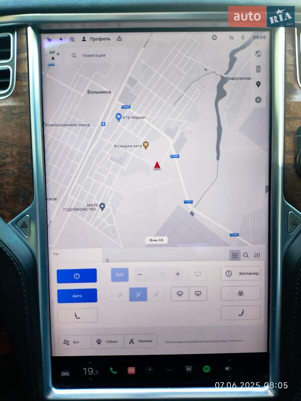 Лифтбек Tesla Model S 2017 в Запорожье