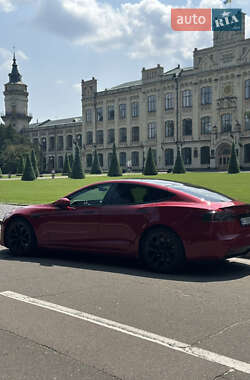 Лифтбек Tesla Model S 2021 в 