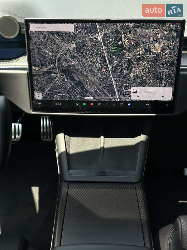 Лифтбек Tesla Model S 2021 в Киеве