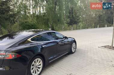 Ліфтбек Tesla Model S 2017 в 