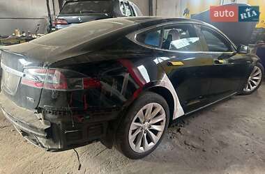 Ліфтбек Tesla Model S 2018 в 