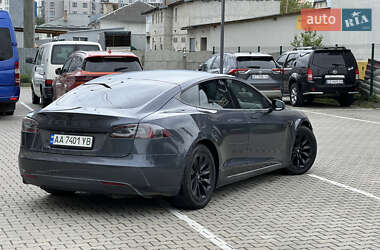 Лифтбек Tesla Model S 2015 в 