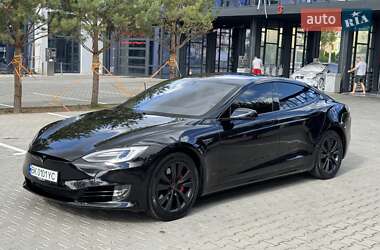 Лифтбек Tesla Model S 2018 в 